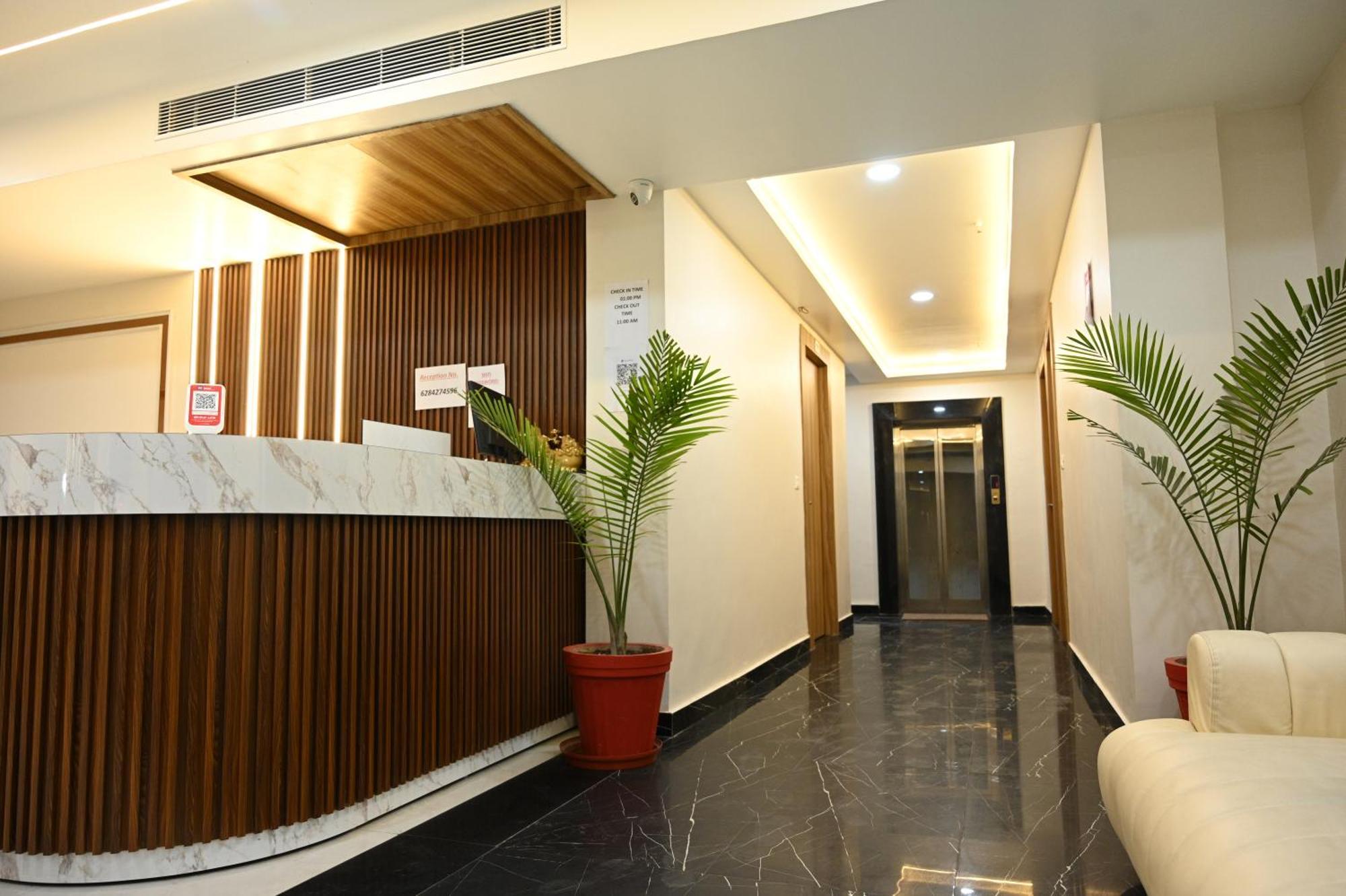 The Janki Hotel Ayodhya エクステリア 写真