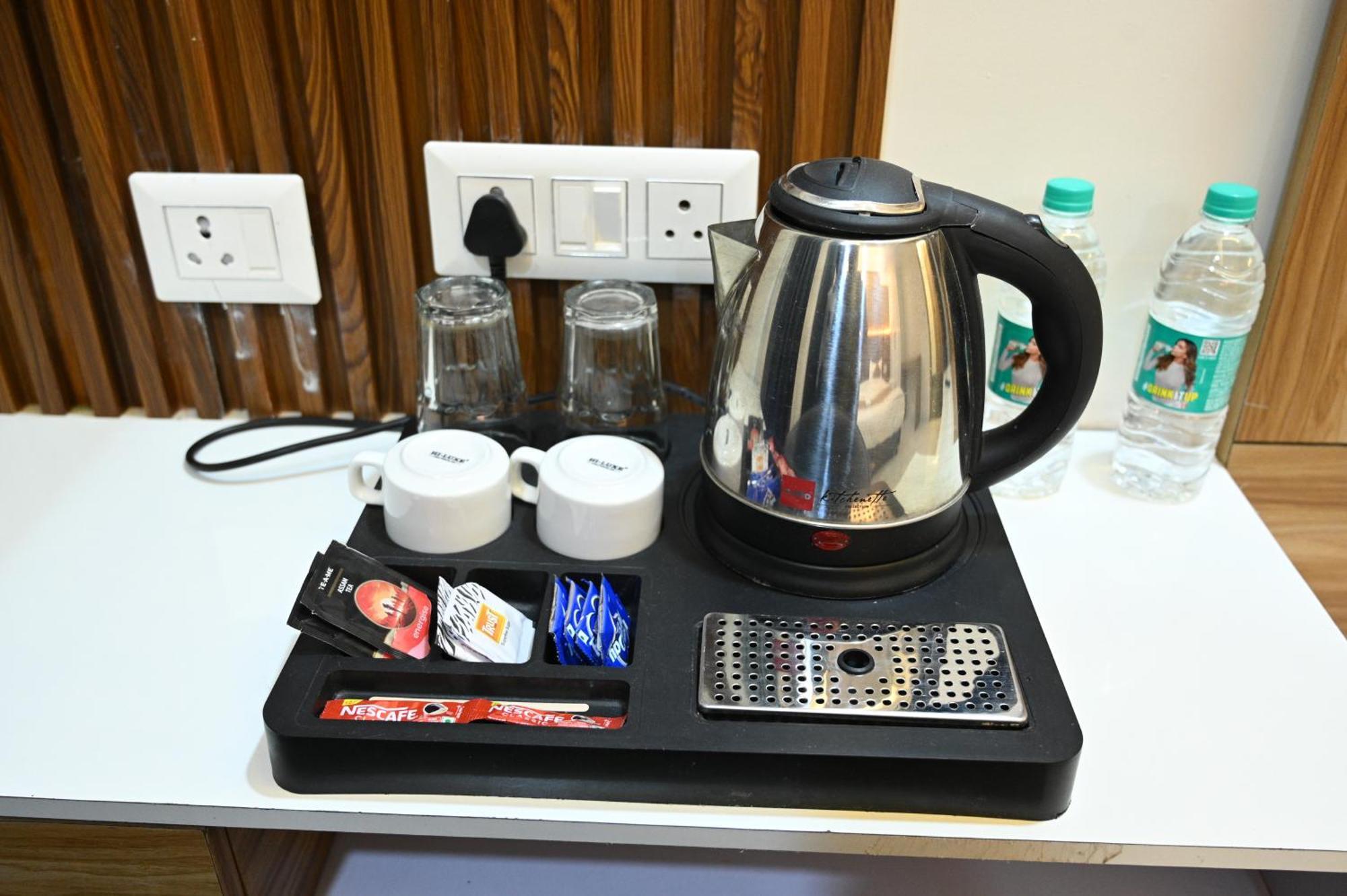 The Janki Hotel Ayodhya エクステリア 写真