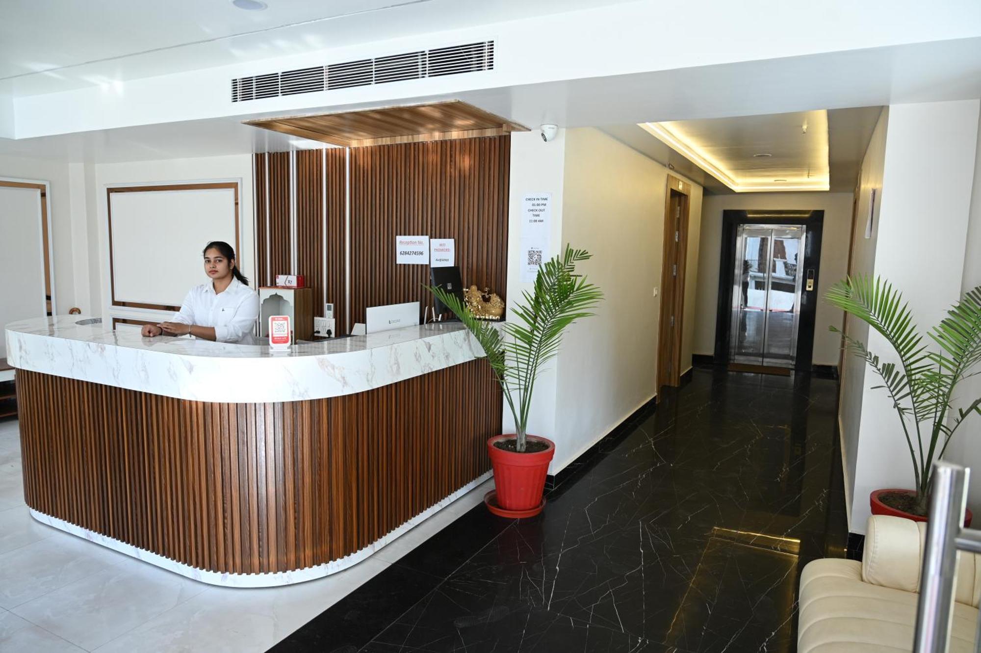 The Janki Hotel Ayodhya エクステリア 写真